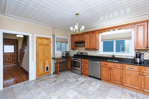 17 Warren St, Everett, MA 02149 photo 6