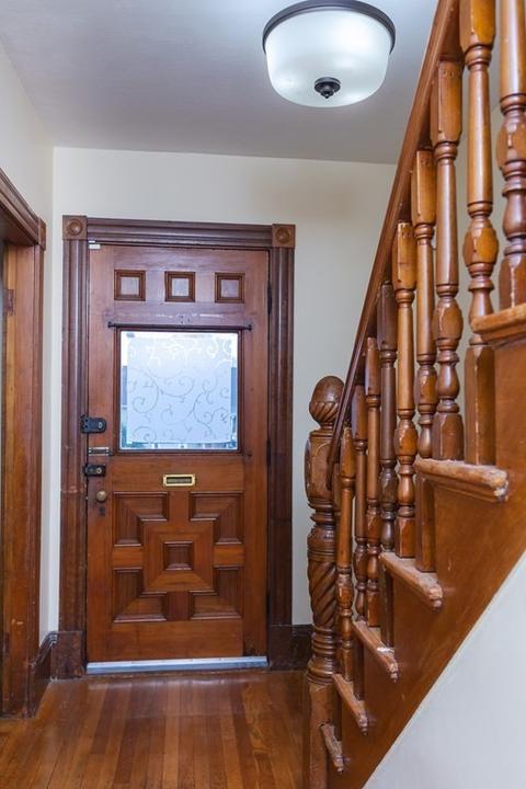 17 Warren St, Everett, MA 02149 photo 2