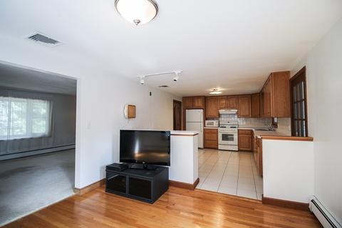 79 Marla Ln, Reading, MA 01867 photo 4