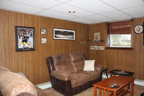 47 Grove St, Upton, MA 01568 photo 21