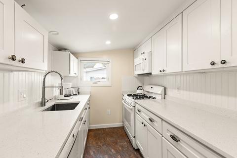 5 Columbia St, Wareham, MA 02571 photo 21