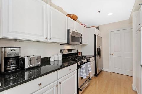 1601 Beacon #301, Brookline, MA 02446 photo 2