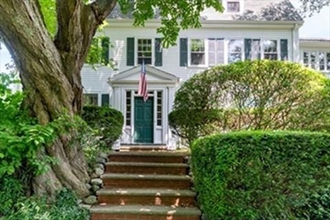69 North St, Danvers, MA 01923 photo 1