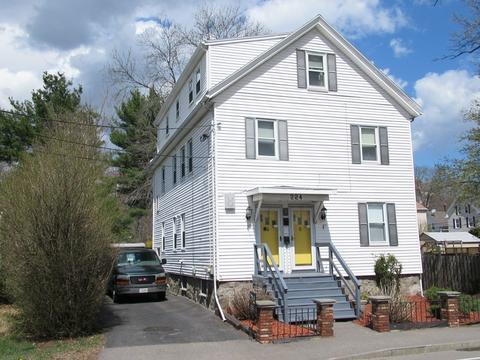 224 Hamilton St, Saugus, MA 01906 photo 1
