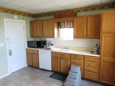 224 Hamilton St, Saugus, MA 01906 photo 14