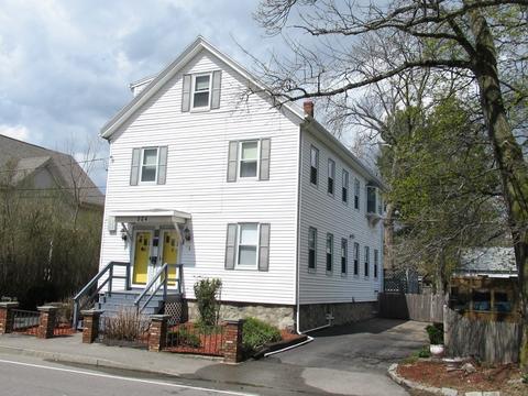 224 Hamilton St, Saugus, MA 01906 photo 2