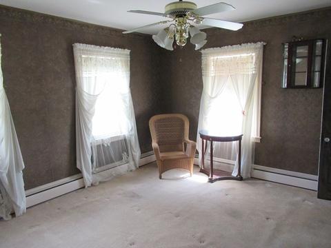 224 Hamilton St, Saugus, MA 01906 photo 31