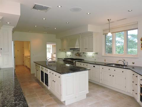 11 Bayview Rd, Webster, MA 01570 photo 9