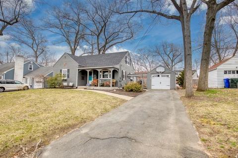 61 Old Brook Rd, Springfield, MA 01118 photo 2