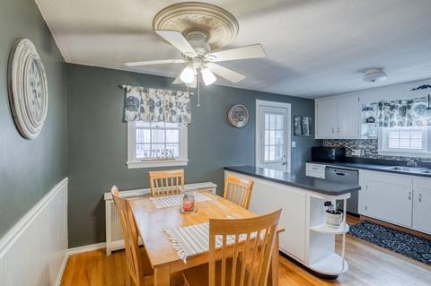61 Old Brook Rd, Springfield, MA 01118 photo 7