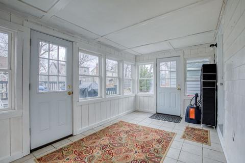 61 Old Brook Rd, Springfield, MA 01118 photo 5