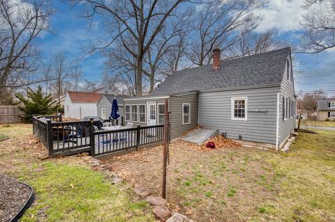 61 Old Brook Rd, Springfield, MA 01118 photo 28