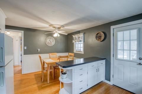 61 Old Brook Rd, Springfield, MA 01118 photo 13