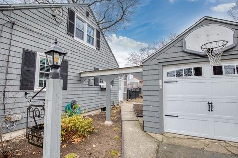 61 Old Brook Rd, Springfield, MA 01118 photo 27