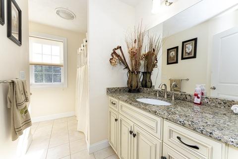 110 Phillips St #4, Attleboro, MA 02703 photo 17