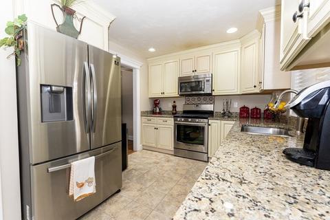 110 Phillips St #4, Attleboro, MA 02703 photo 6