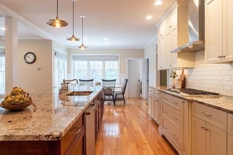 157 Walpole St, Dover, MA 02030 photo 9