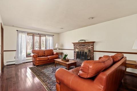 75 Mowry St, Mendon, MA 01756 photo 11