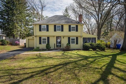 97 Bridle Path Rd, Springfield, MA 01118 photo 1