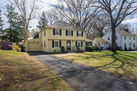 97 Bridle Path Rd, Springfield, MA 01118 photo 2