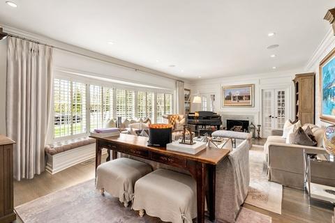 173 Laurel Rd, Brookline, MA 02467 photo 3
