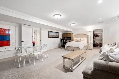 173 Laurel Rd, Brookline, MA 02467 photo 16