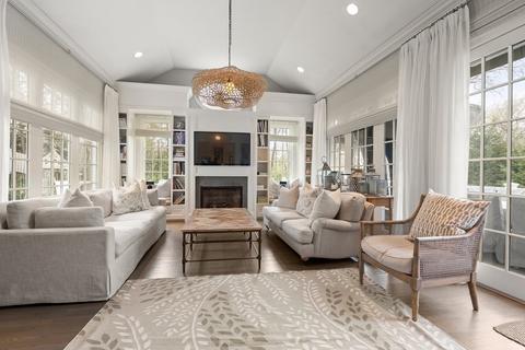 173 Laurel Rd, Brookline, MA 02467 photo 10