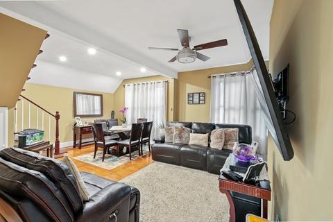 13 Pratt St, Worcester, MA 01609 photo 16