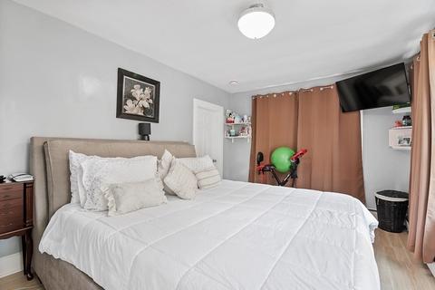 13 Pratt St, Worcester, MA 01609 photo 19