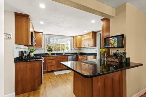 16 Payson Rd, Brookline, MA 02467 photo 14