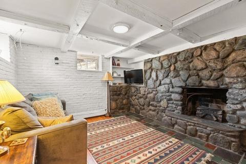 16 Payson Rd, Brookline, MA 02467 photo 26