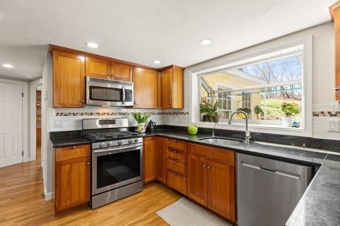 16 Payson Rd, Brookline, MA 02467 photo 12