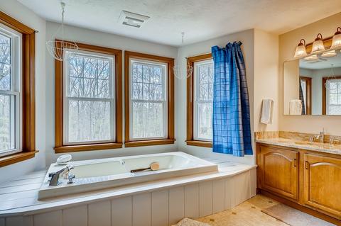5 Thayer St, Upton, MA 01568 photo 25