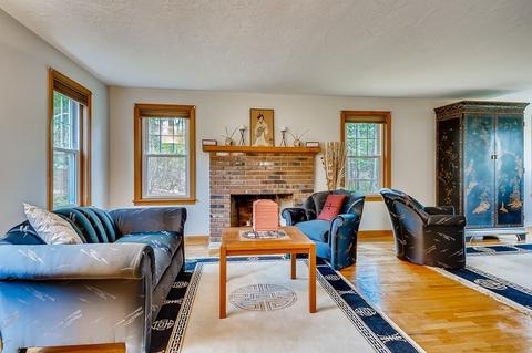 5 Thayer St, Upton, MA 01568 photo 8