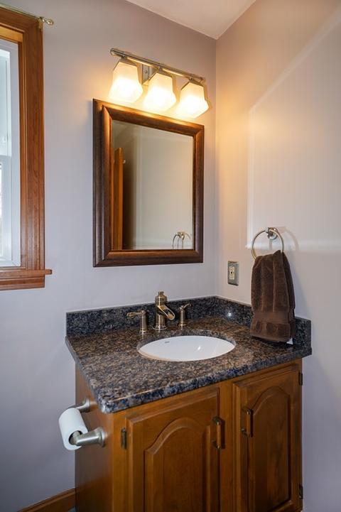 5 Thayer St, Upton, MA 01568 photo 21