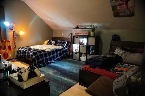 192 Barnaby St, Fall River, MA 02720 photo 28