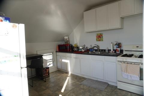 192 Barnaby St, Fall River, MA 02720 photo 31