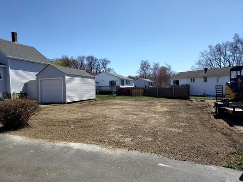 229 Sterling St, Fall River, MA 02721 photo 3