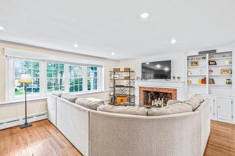 123 Pine Ridge Rd, Reading, MA 01867 photo 4