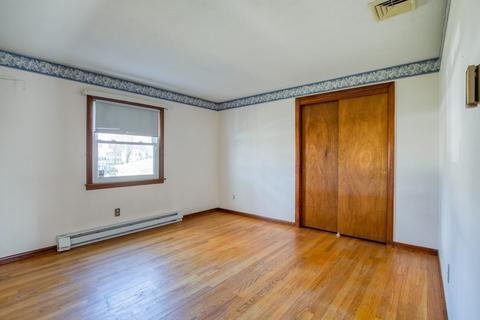 73 Parenteau Dr, Chicopee, MA 01020 photo 14