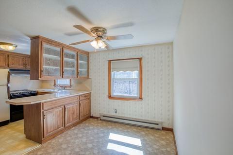 73 Parenteau Dr, Chicopee, MA 01020 photo 7