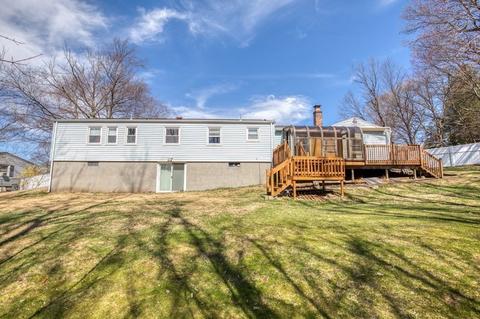 73 Parenteau Dr, Chicopee, MA 01020 photo 32
