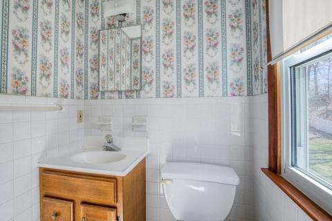 73 Parenteau Dr, Chicopee, MA 01020 photo 18