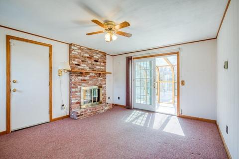 73 Parenteau Dr, Chicopee, MA 01020 photo 21