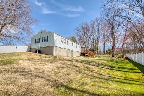 73 Parenteau Dr, Chicopee, MA 01020 photo 31