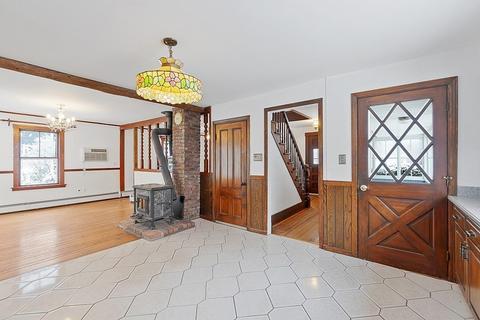6 Elm Ct, Maynard, MA 01754 photo 16