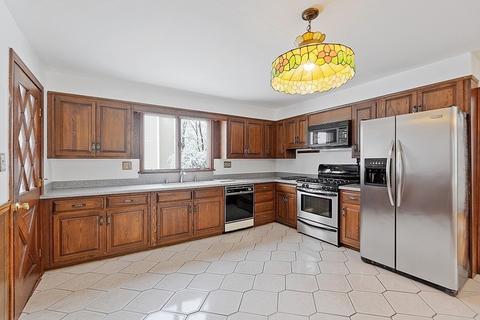 6 Elm Ct, Maynard, MA 01754 photo 13
