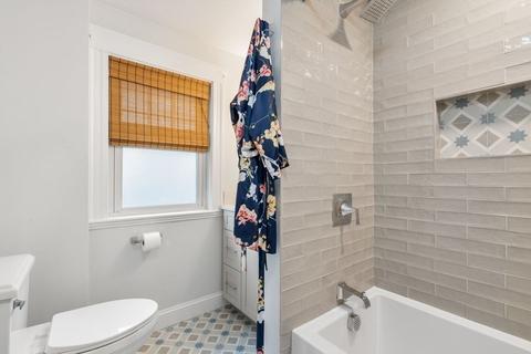 11 Pleasant St, Needham, MA 02492 photo 16