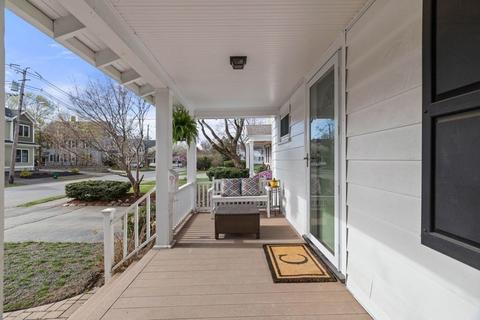 11 Pleasant St, Needham, MA 02492 photo 3