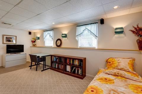 31 Travis St, Worcester, MA 01604 photo 18